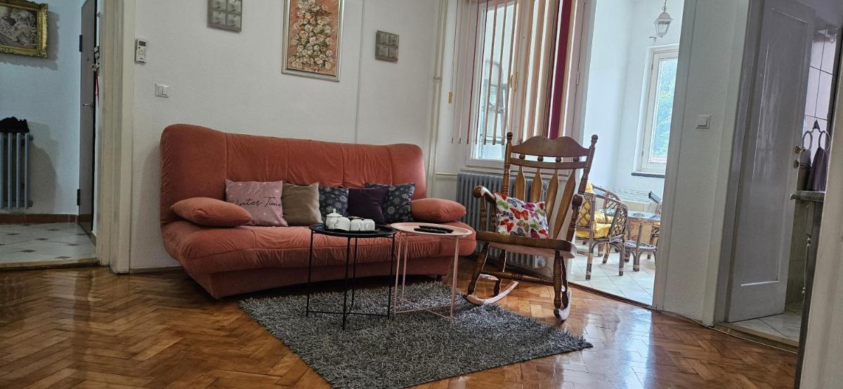 Trosoban stan u Zenici - Housity
