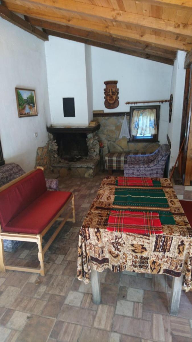 Khan kostina han kostina - Housity