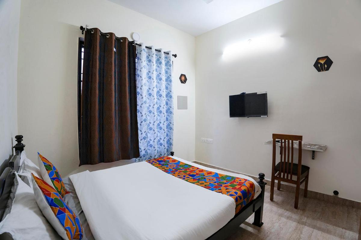 FabHotel Continental LeBe Inn - Housity