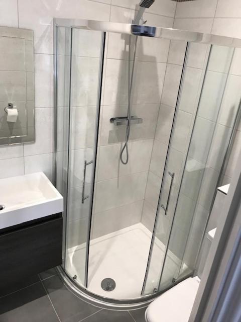 14 Helena House One Bedroom Apartment - Housity