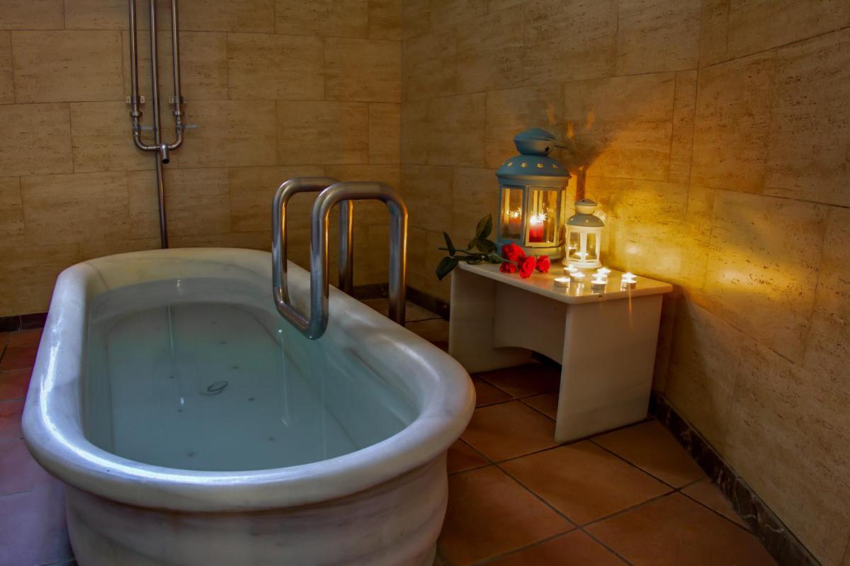 Un baño de Balneario San Andres