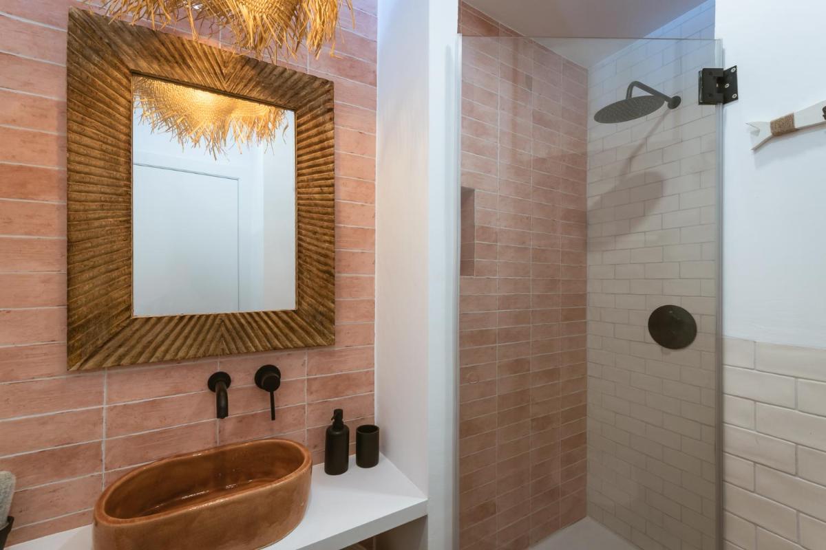 The Wave Apartment - Housity