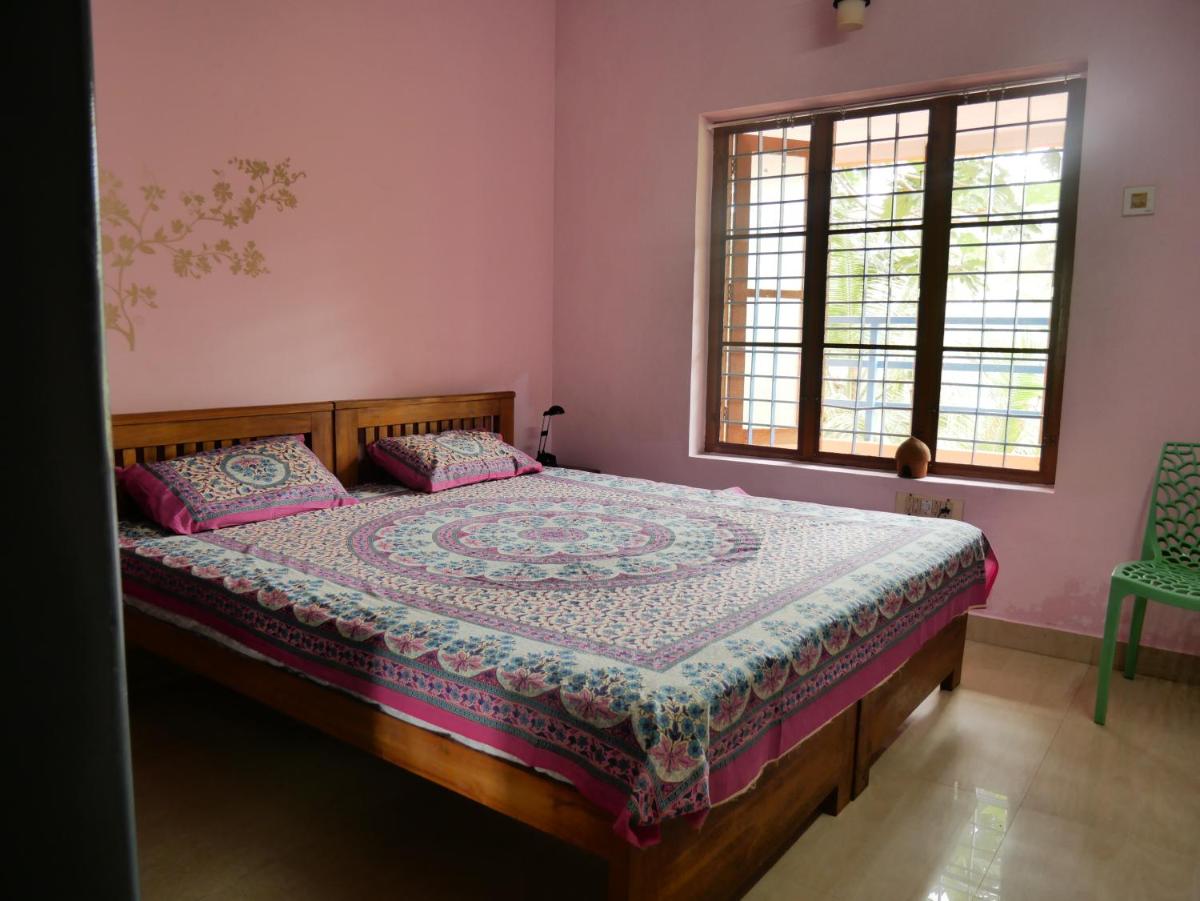 Padmini House - Housity