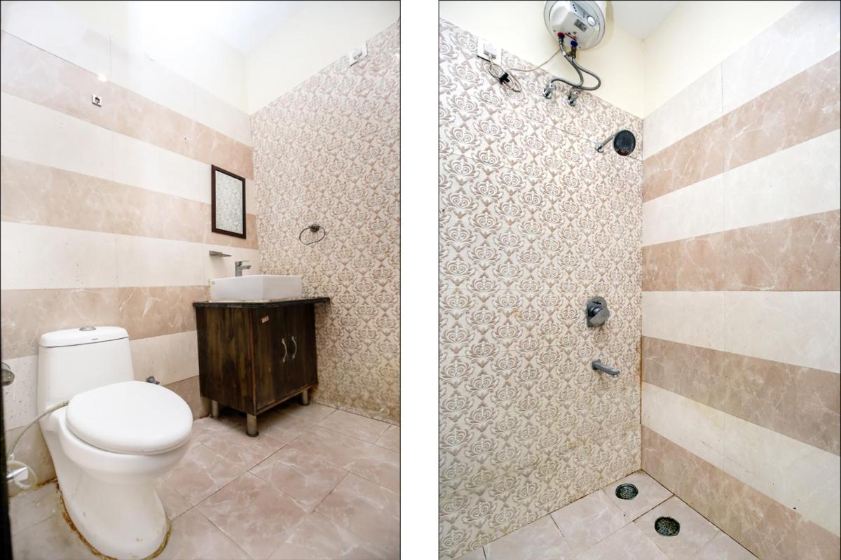 Suitetrails - ALPS Sunshine Regency !! Ample Private Parking Space ! Restaurant ! Located on Main Highway