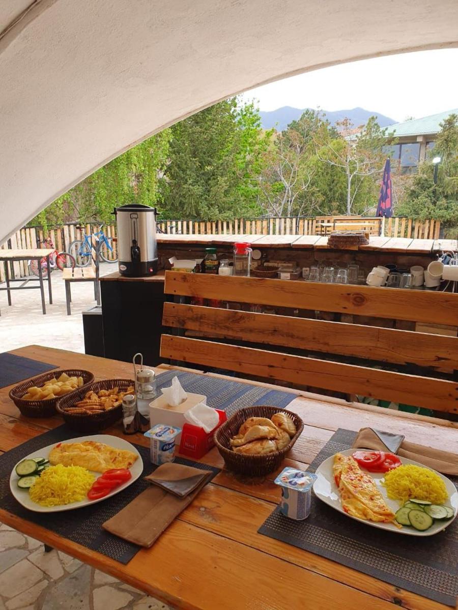 Agat Yurt Camp - Housity