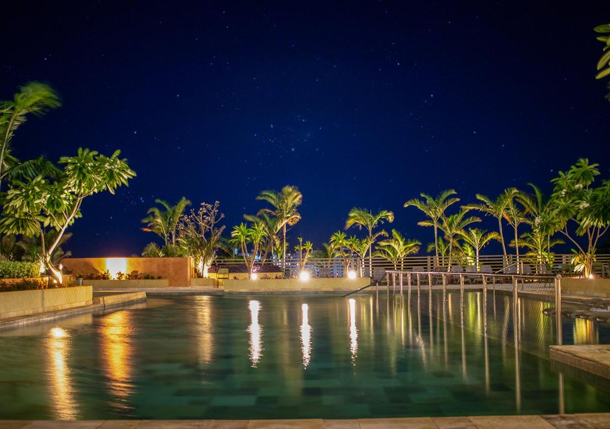 Hot Beach Suites - Housity