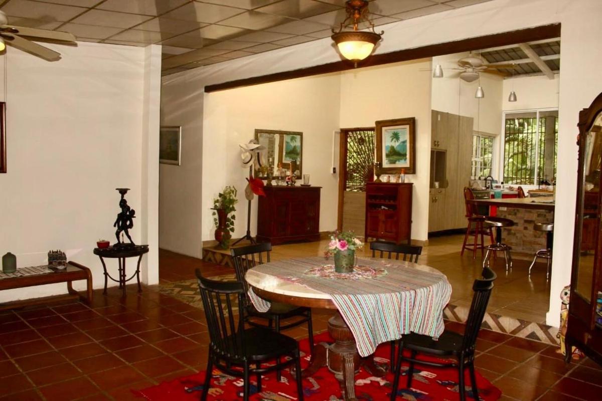 Colinas de Cáceres, Arraiján - Housity