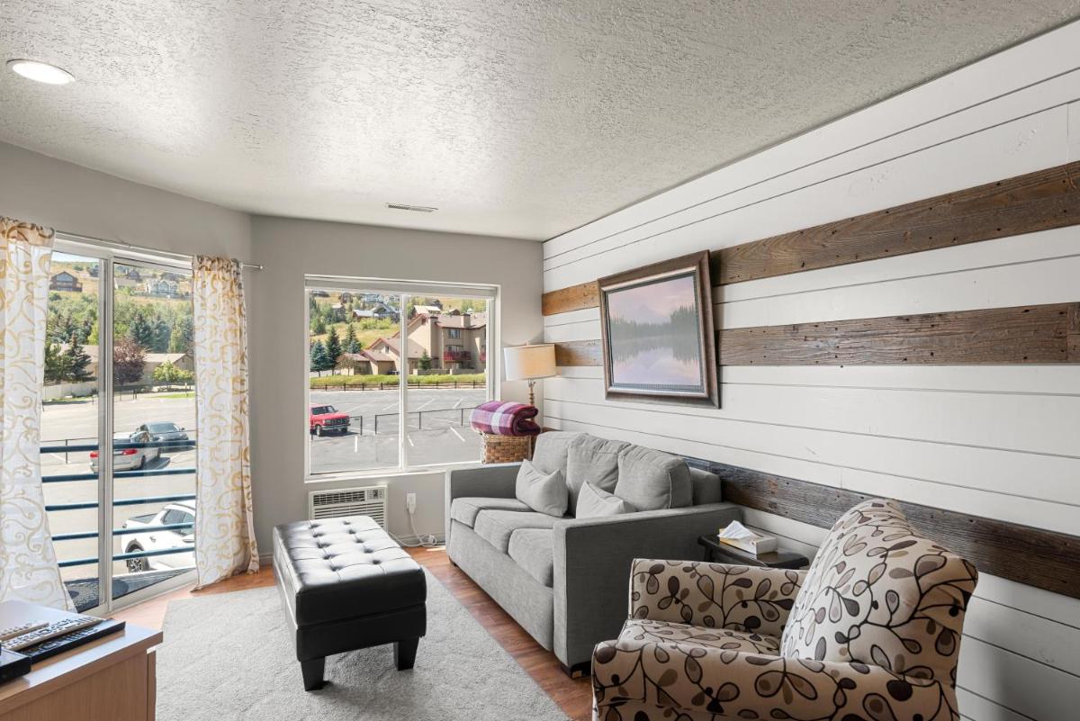 Condo #202 - Inn Bldg - Housity