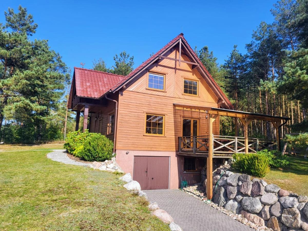 Kaszubskie Zacisze dom nad jeziorem, sauna, balia ogrodowa - Housity