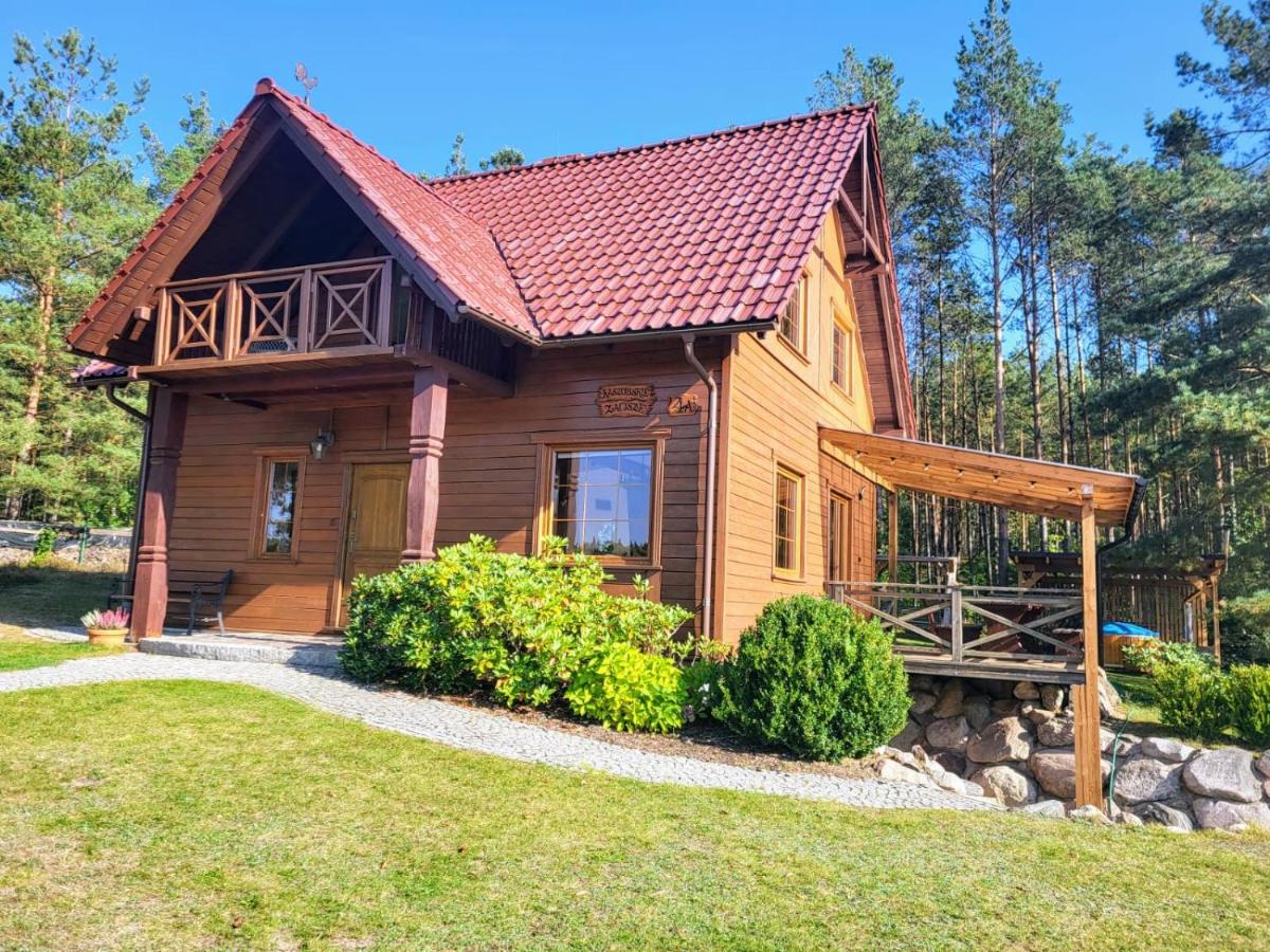 Kaszubskie Zacisze dom nad jeziorem, sauna, balia ogrodowa - Housity