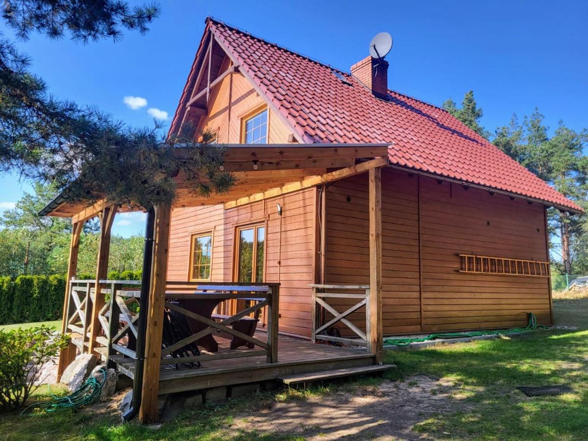 Kaszubskie Zacisze dom nad jeziorem, sauna, balia ogrodowa - Housity