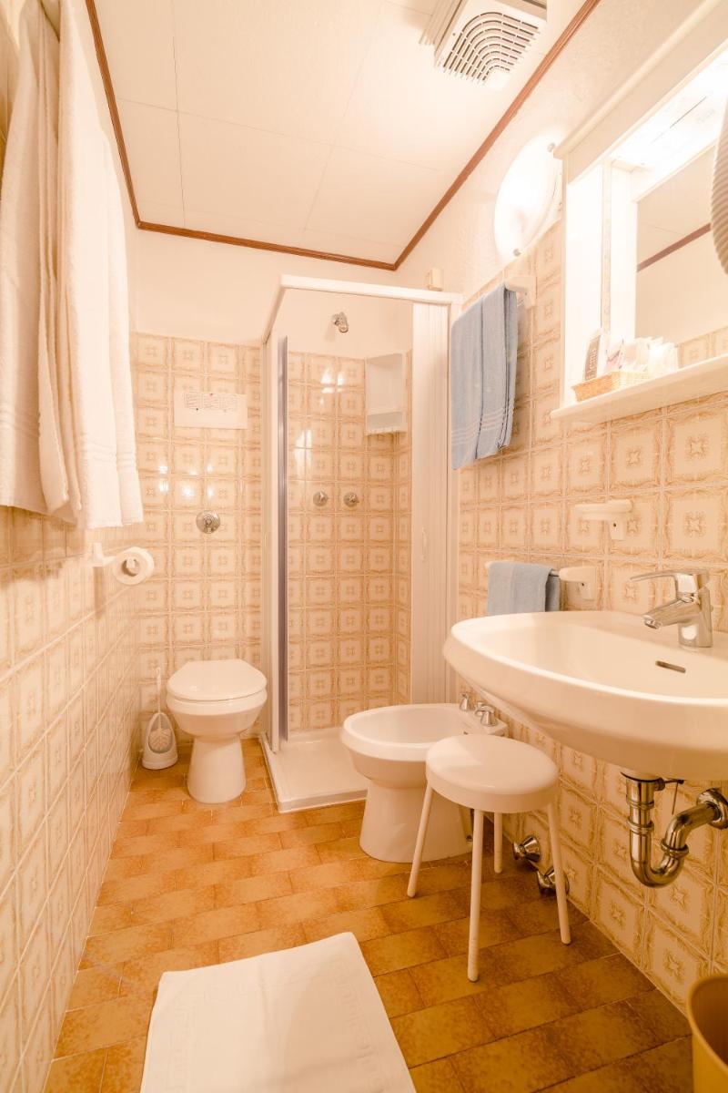 Albergo Genzianella - Housity