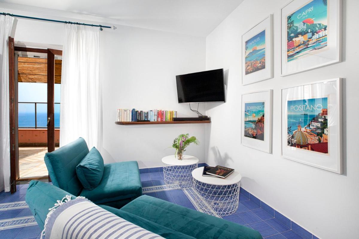 Amore Rentals - The Phoenix - Housity