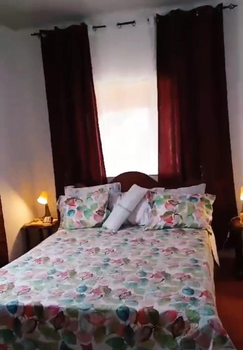 Casa Rosa - Roça Água-Izé - Housity
