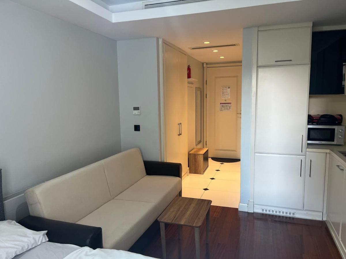 Cosy Studio Flat -One Room in a new residence near Taksim - Hizvo