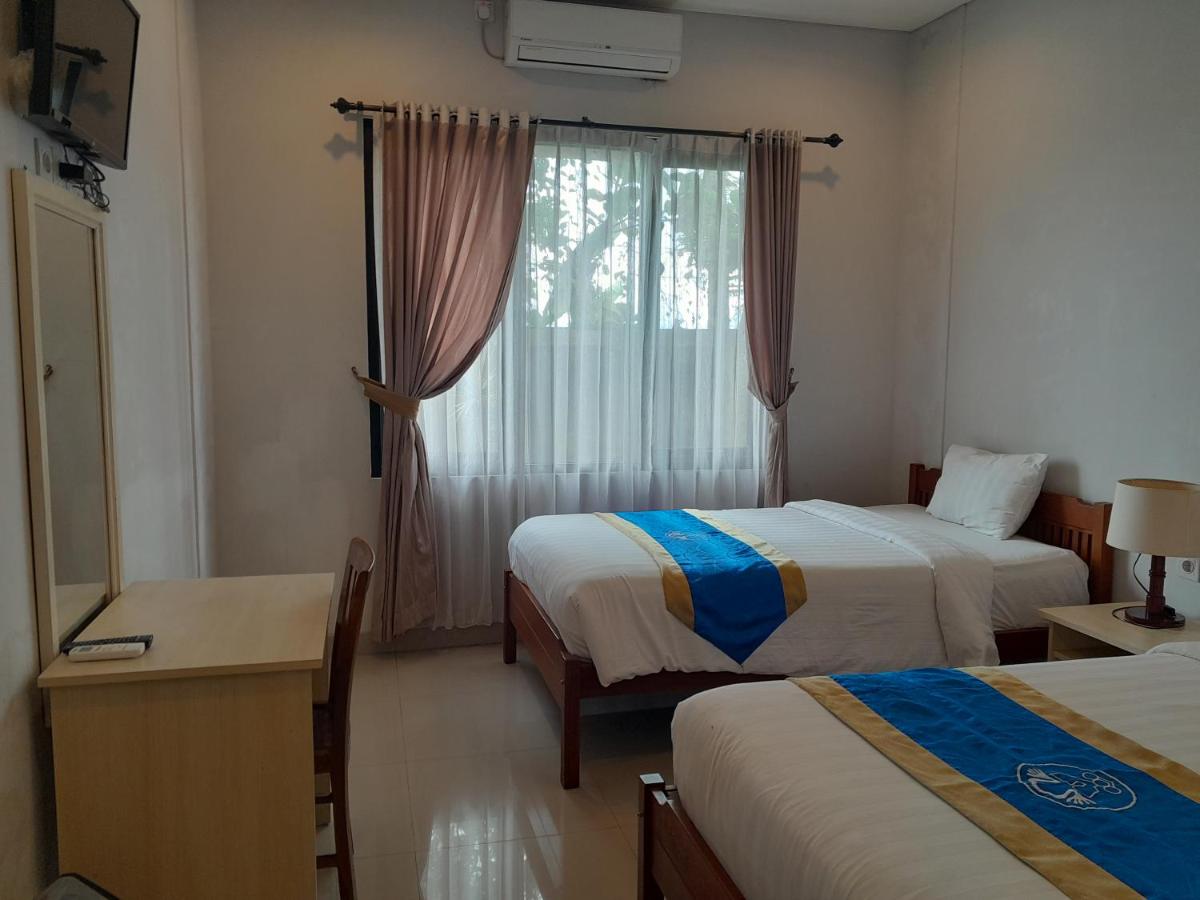 Hotel Dhyana Pura - Housity