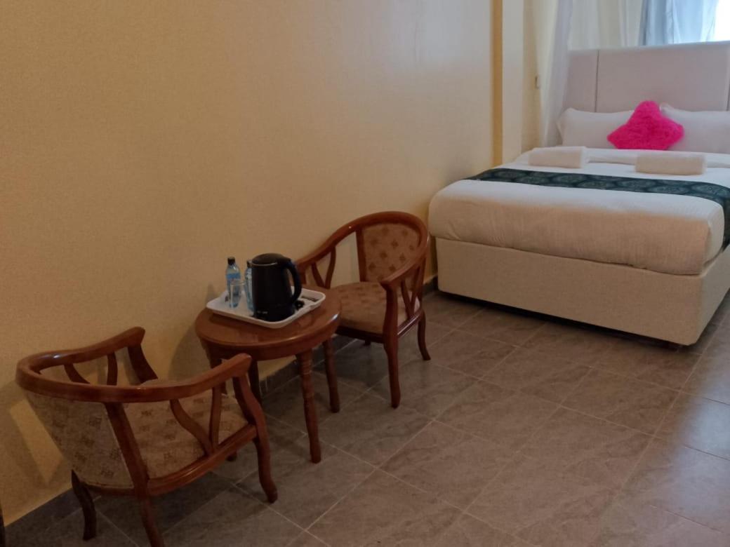 Suitetrails - ODELIA GARDENS HOTEL-Kisumu CITY