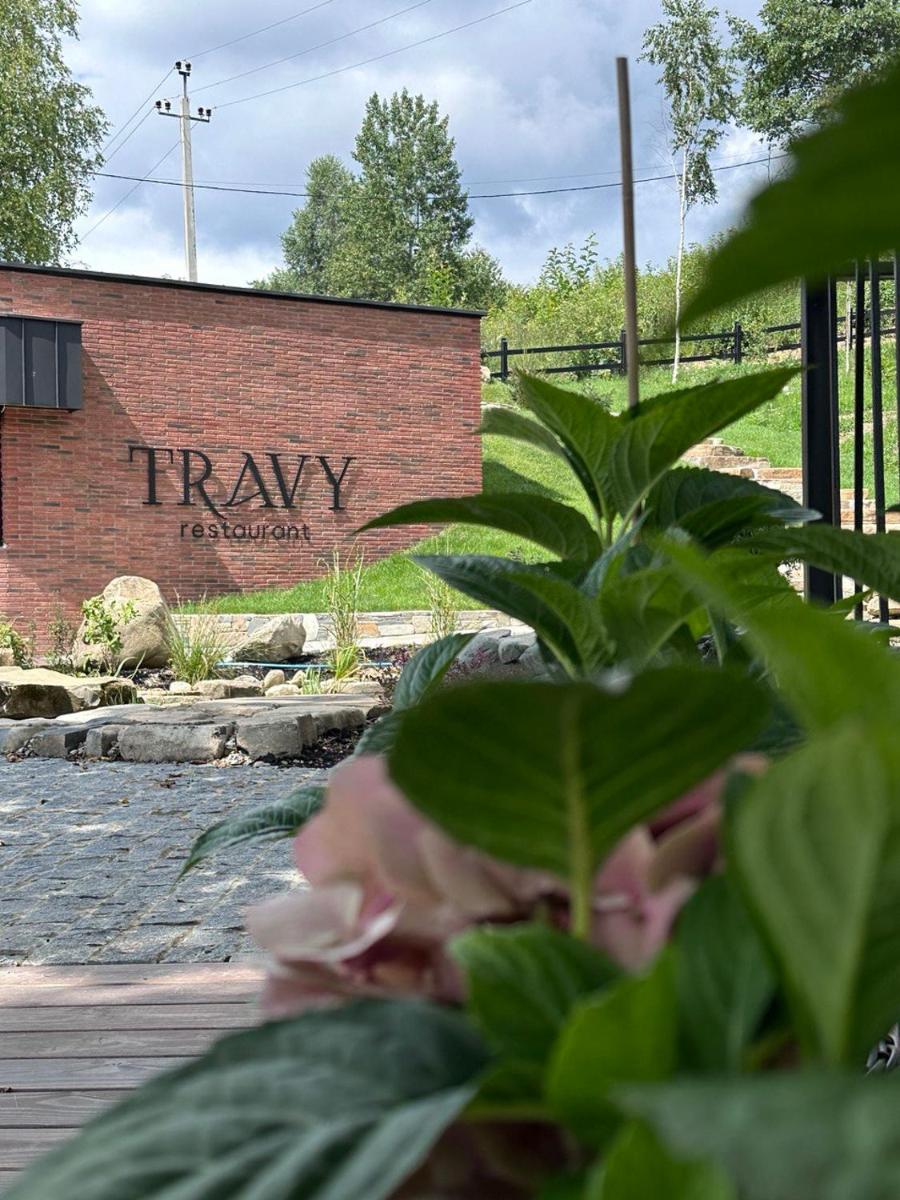 Travy - Housity