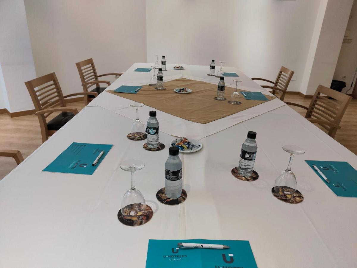 U Hotel Ogalia Vigo - Housity