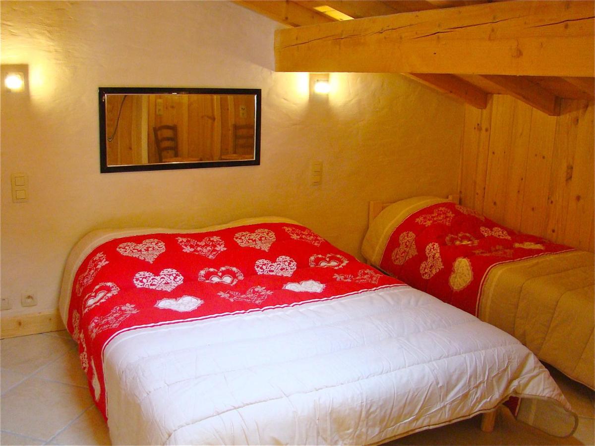 Un ou plusieurs lits dans un hébergement de l'établissement Apart'hotel & Spa "La Destière"