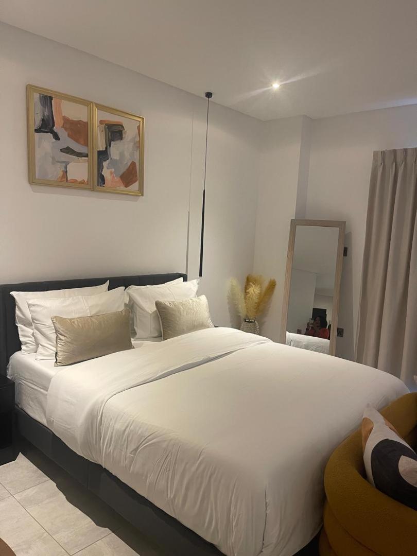 The City Landing Apartments At The Signature - Hizvo