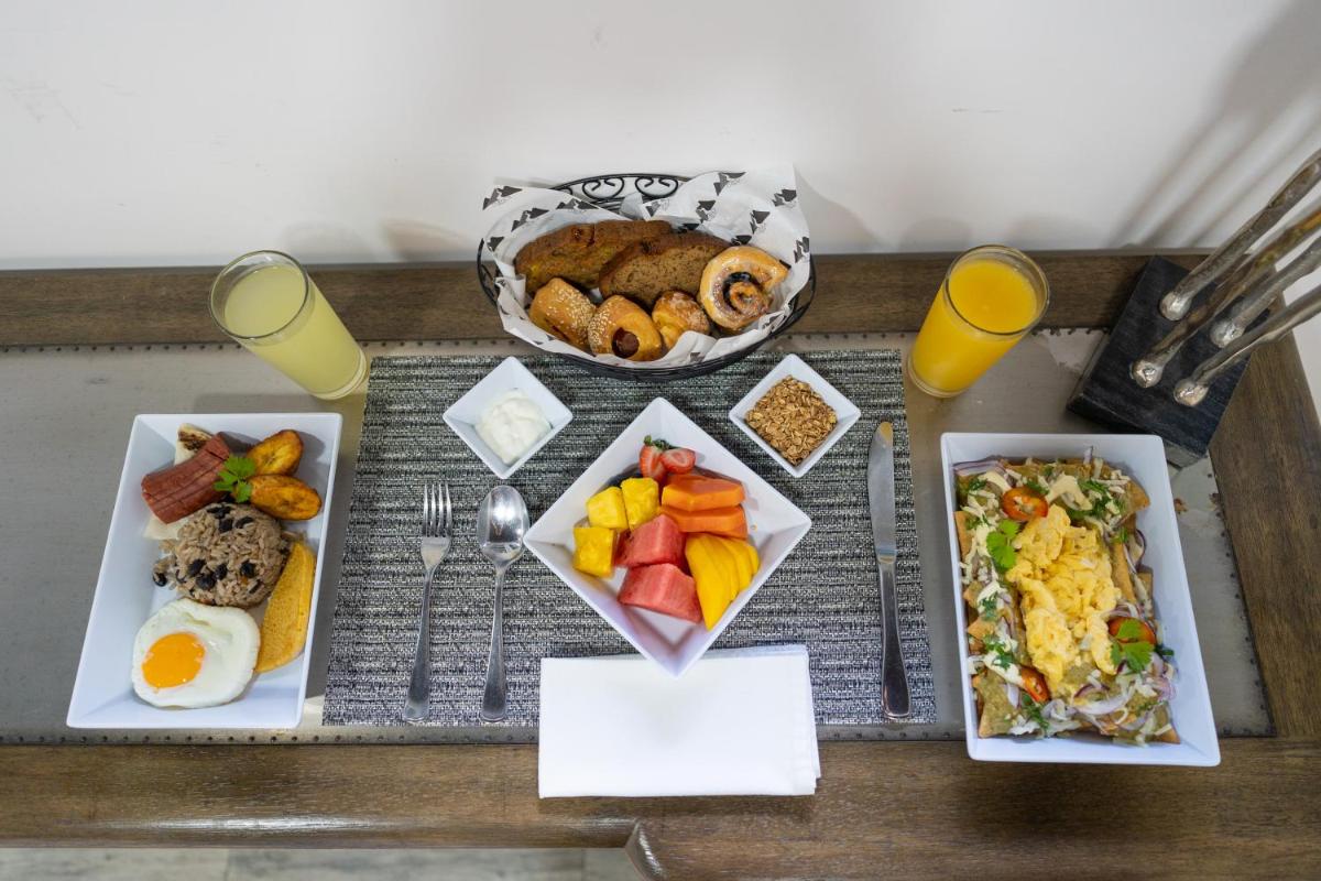 Hotel Boutique Casa Del Rio - Housity