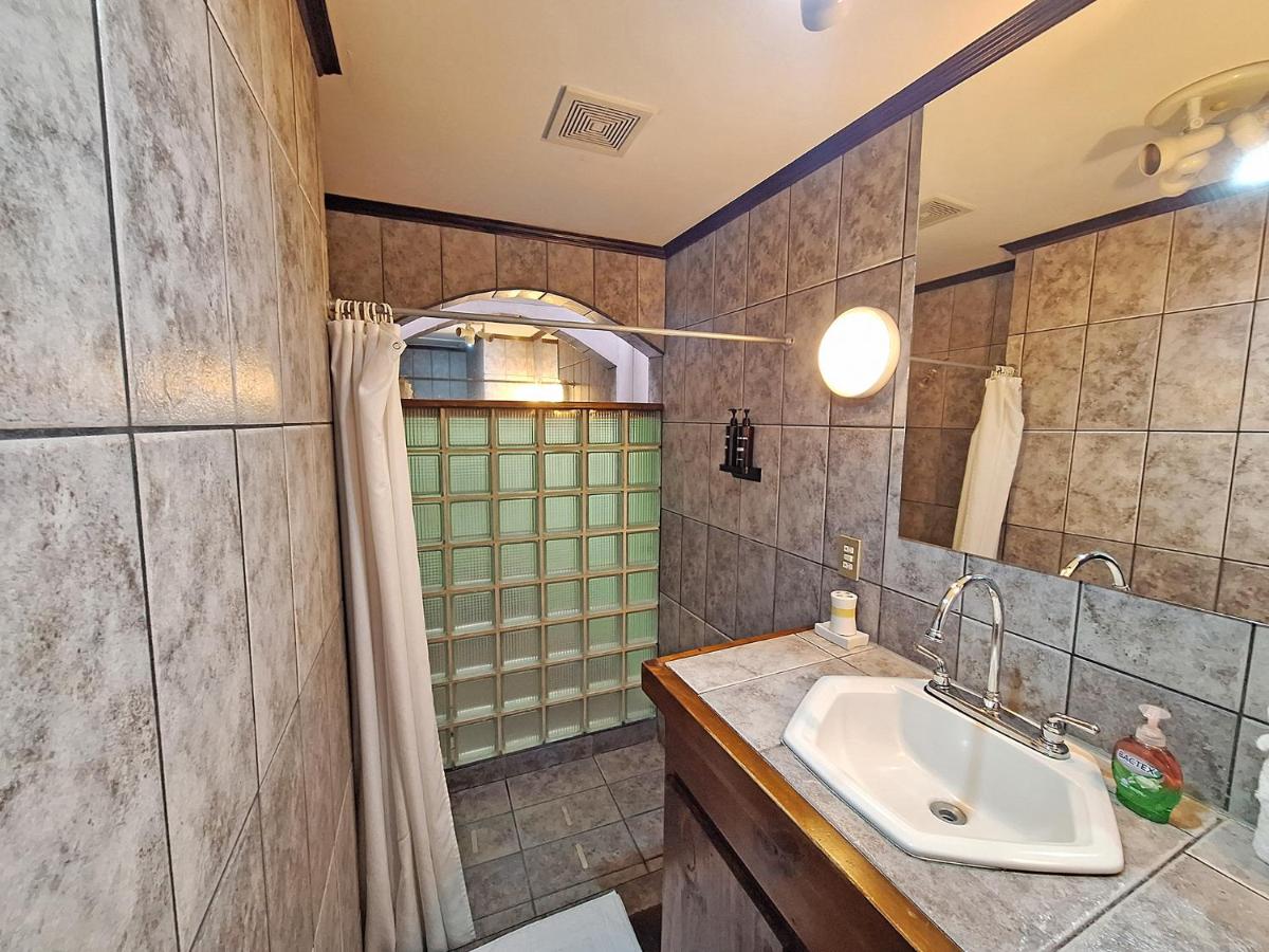 Colours Oasis Resort ADULT ONLY - Housity