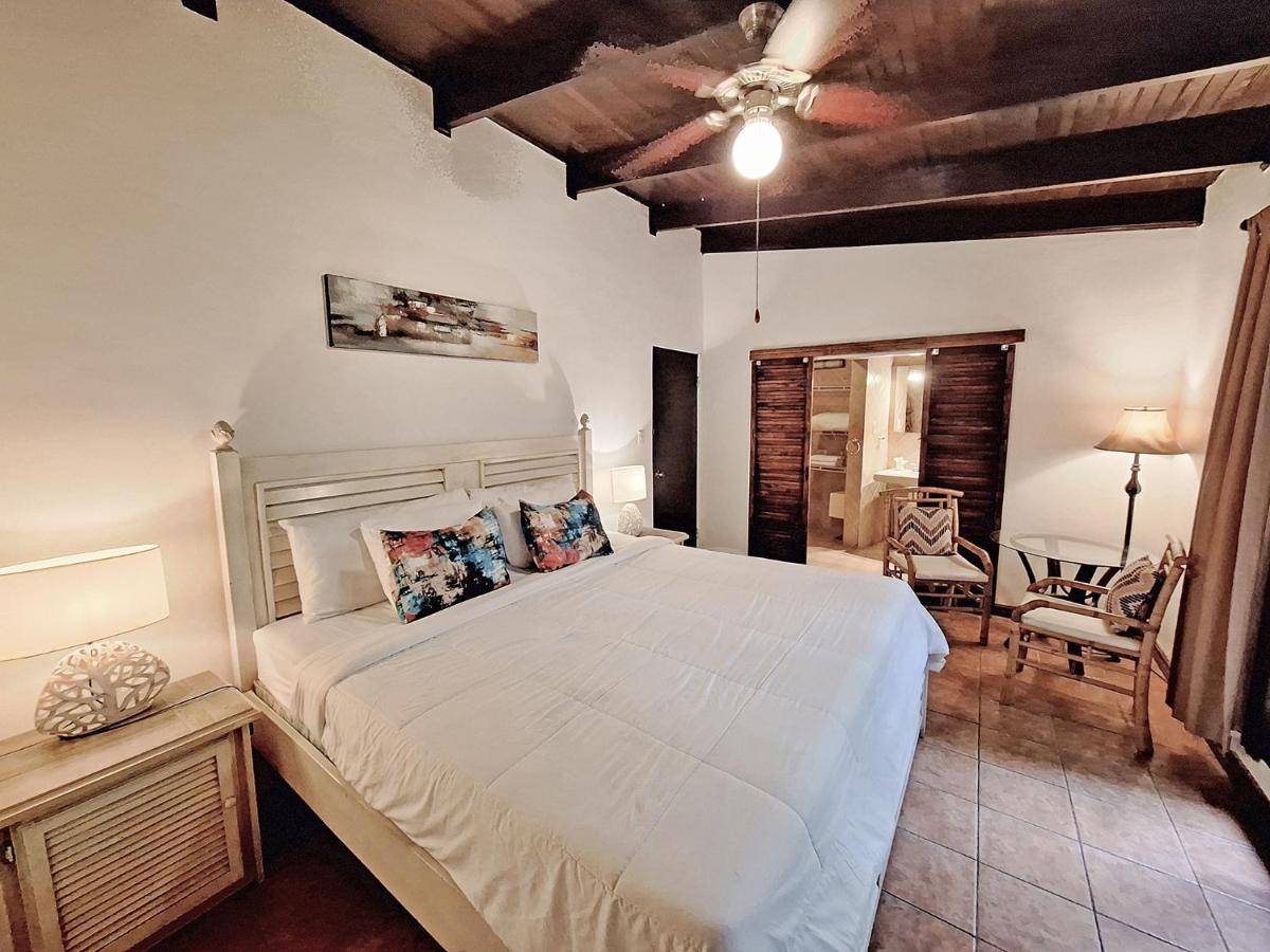 Colours Oasis Resort ADULT ONLY - Housity