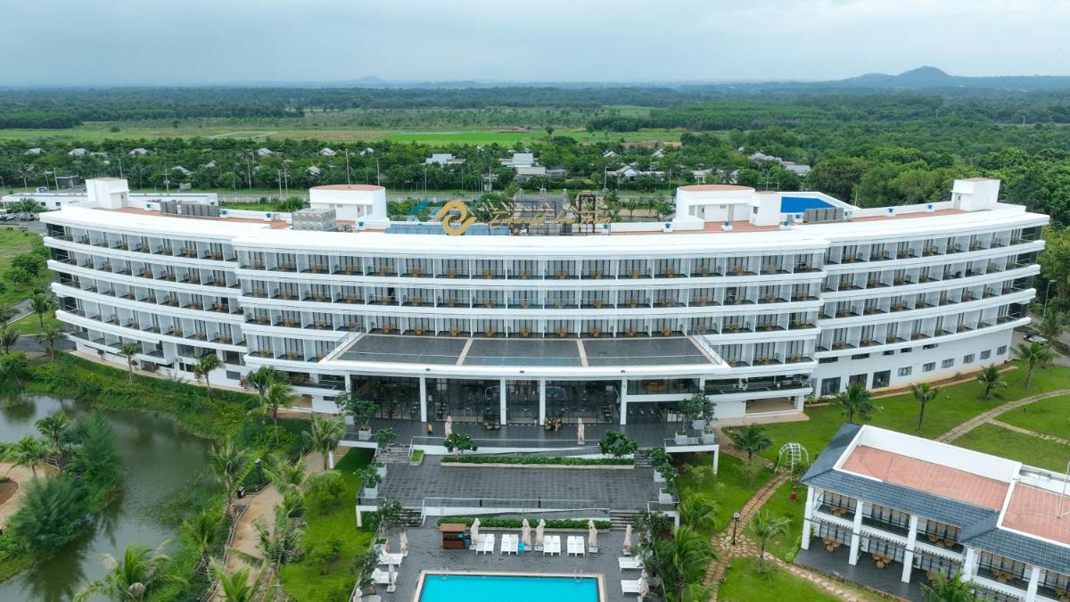 Emerald Ho Tram Resort - Housity