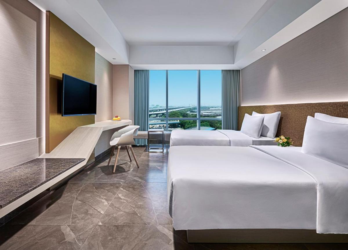 Nuanza Hotel & Convention Cikarang - Housity