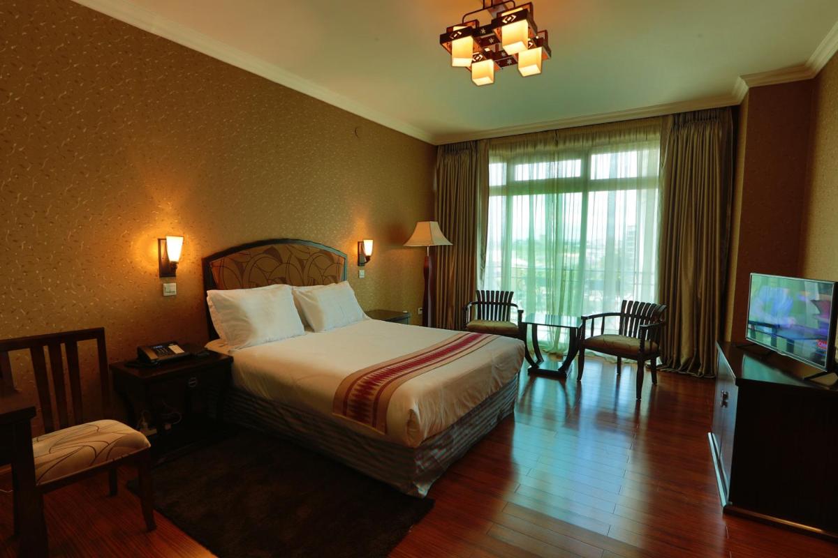 Abyssinia Renaissance Hotel - Housity