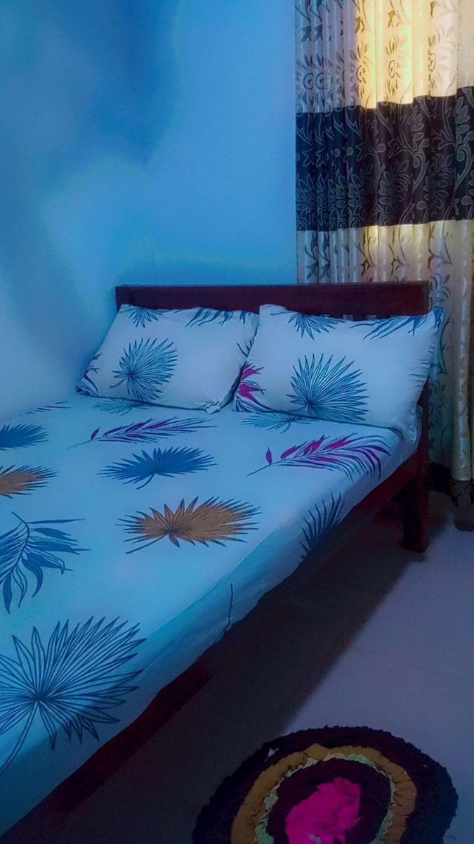 Chathuni Holiday Home - Housity