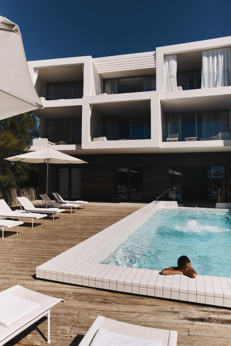 Piscine de l'établissement Hôtel Plage Palace & Spa ou située à proximité