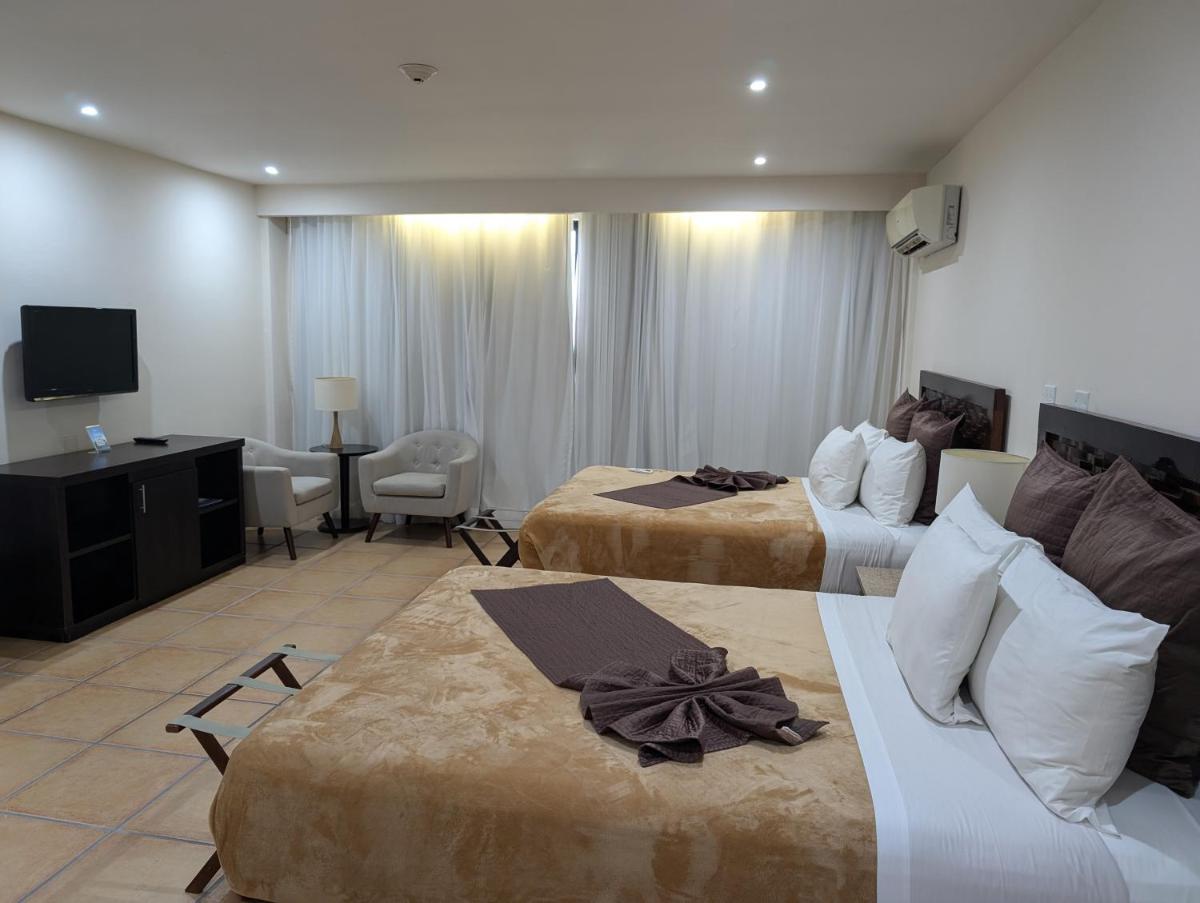Private Owned Suite at Coronado Luxury Suite Hotel & Golf Course - Housity
