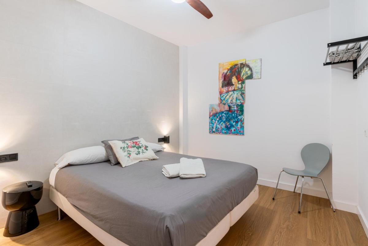 HOUSE Sevillana Parking - Housity
