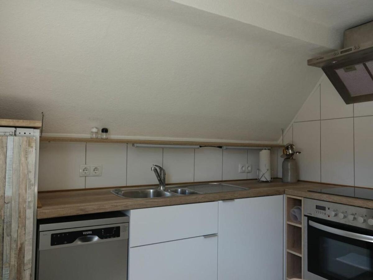 Holiday apartment Uhu in the house on linden tree - Housity