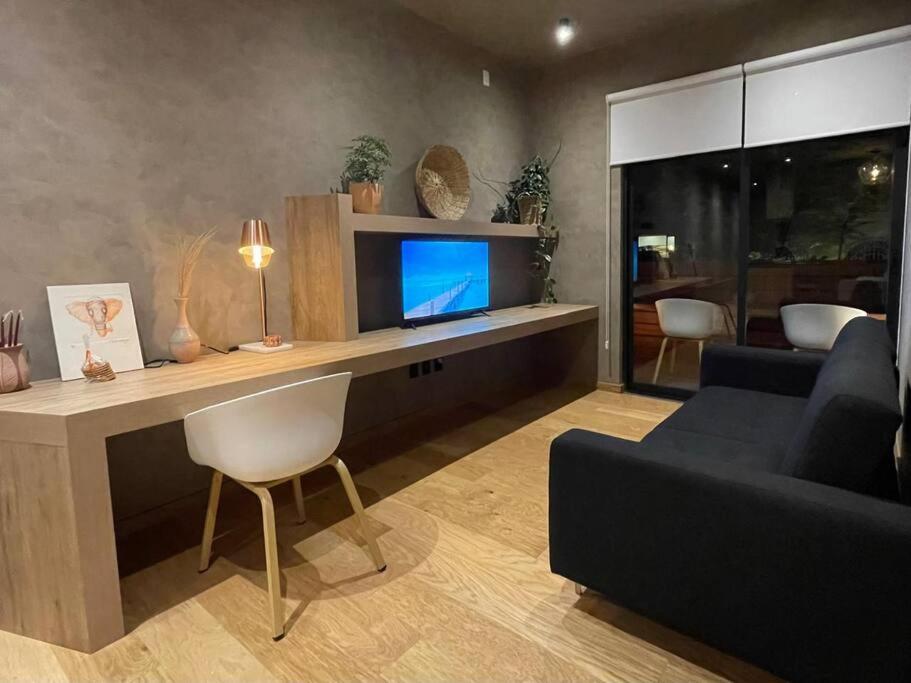 Casa Hidalgo En El Corazón de Coyoacán - Housity