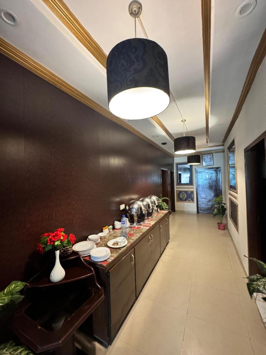 Hotel Tulip INN Faisal Town - Housity