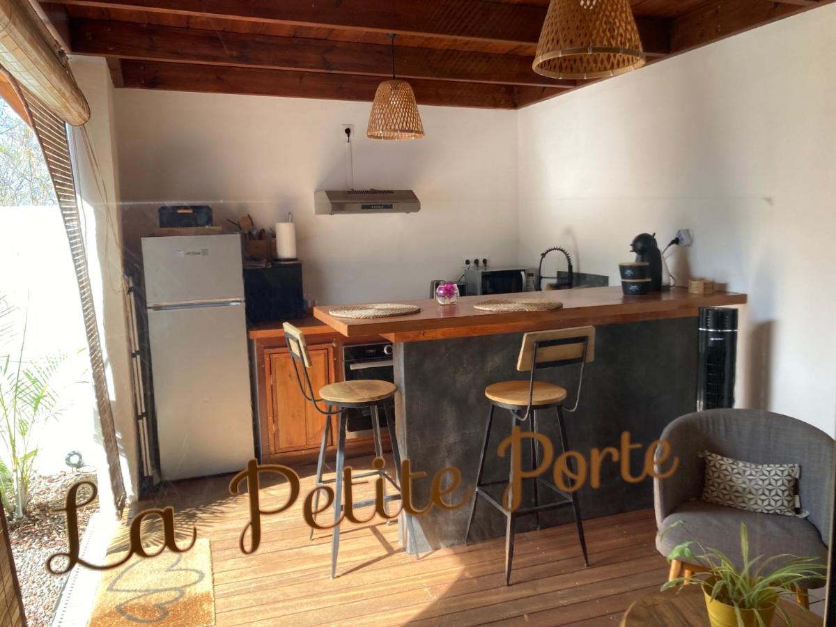 La Petite Porte - Housity