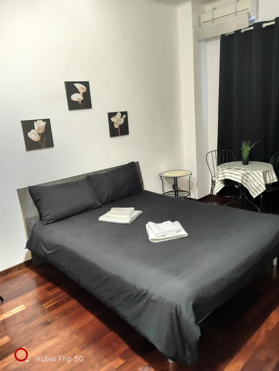 De Rossi Holiday - Housity