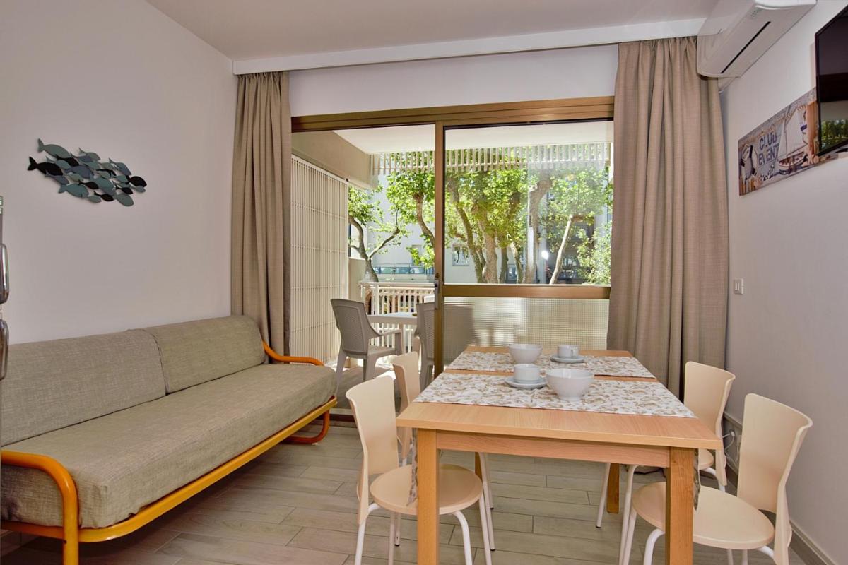 Residence Spiaggia - Housity