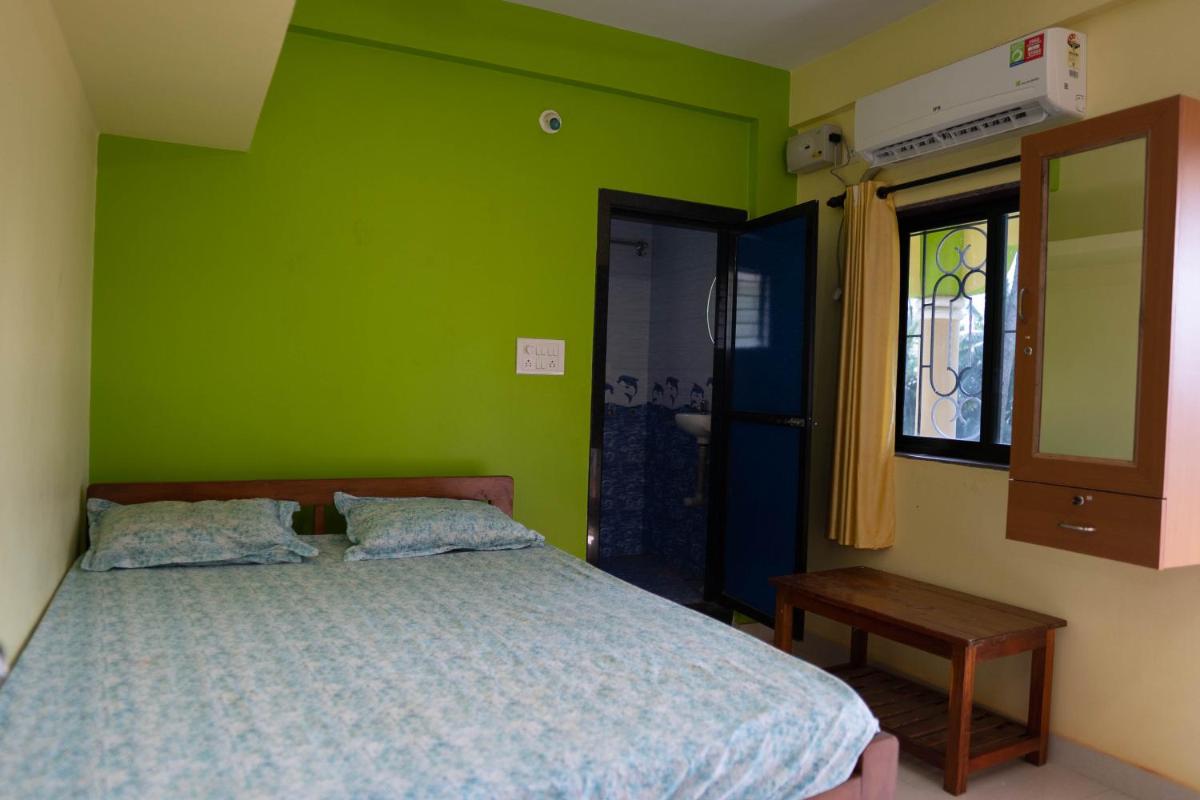Dhanashree Riverview Hotel - Housity