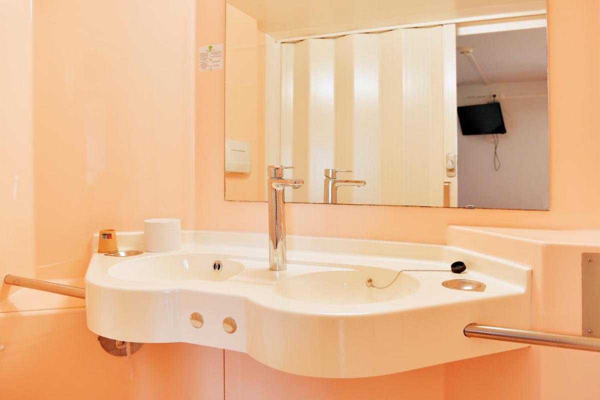 Premiere Classe Saint Nazaire - Trignac - Housity