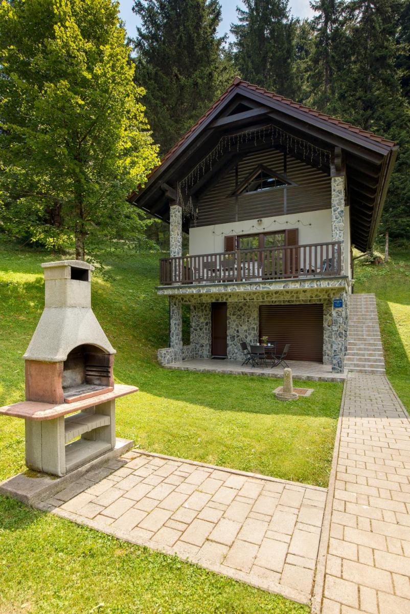 Gorska bajka - Jela, kuća za odmor i wellness - Housity