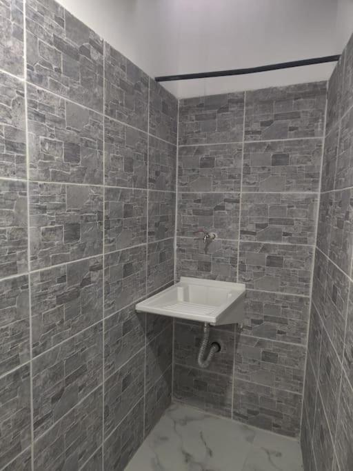 Cómodo apartaestudio en Santa Marta! - Housity