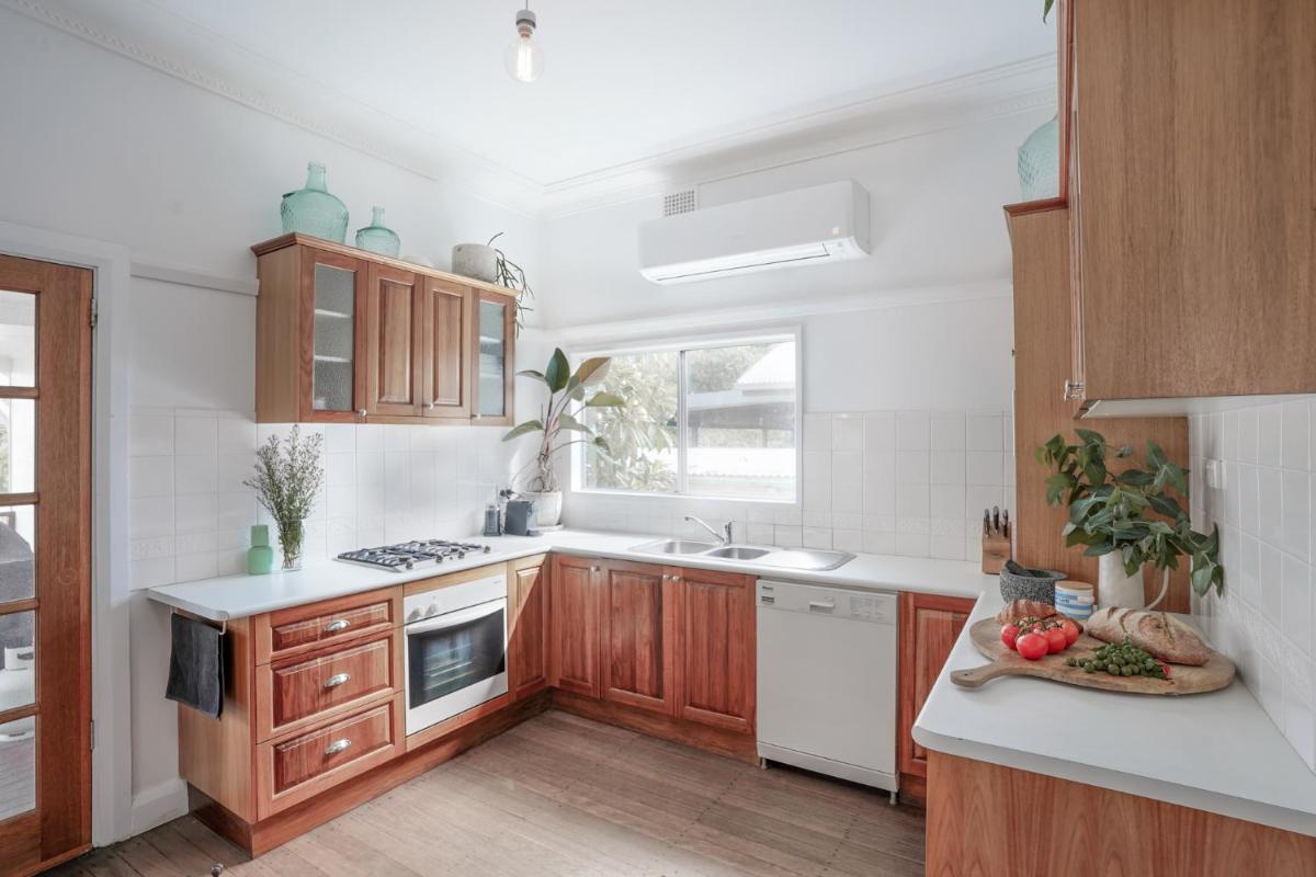 The Pines- Eco Beach House - Housity