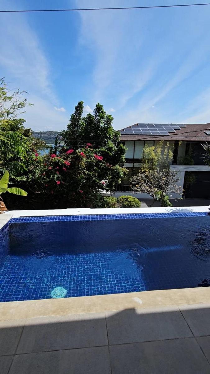 1 bedroom ensuite with mini infinity pool - Housity