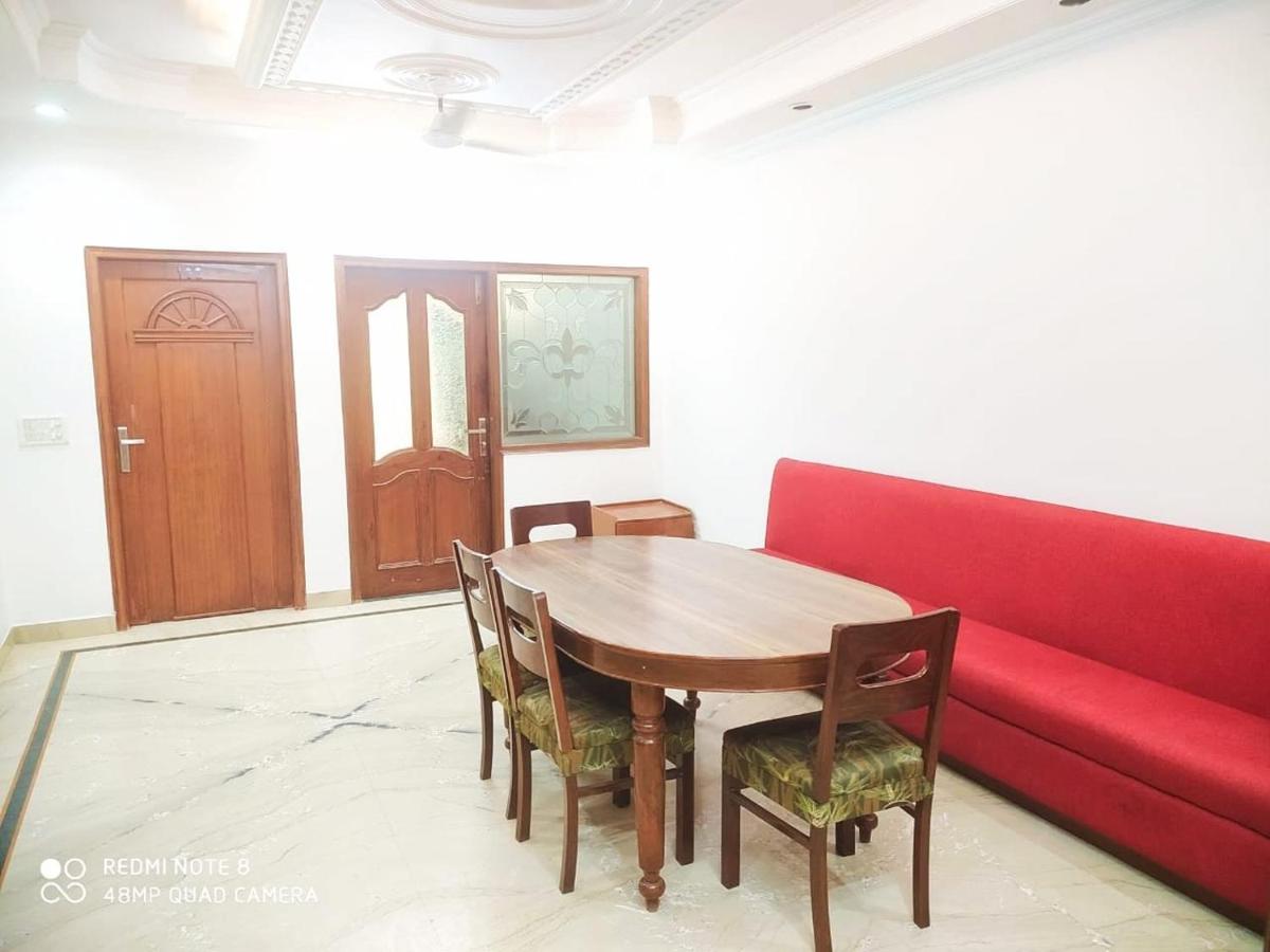 Hotel Soft Petal Residency Near Delhi International Airport - Housity