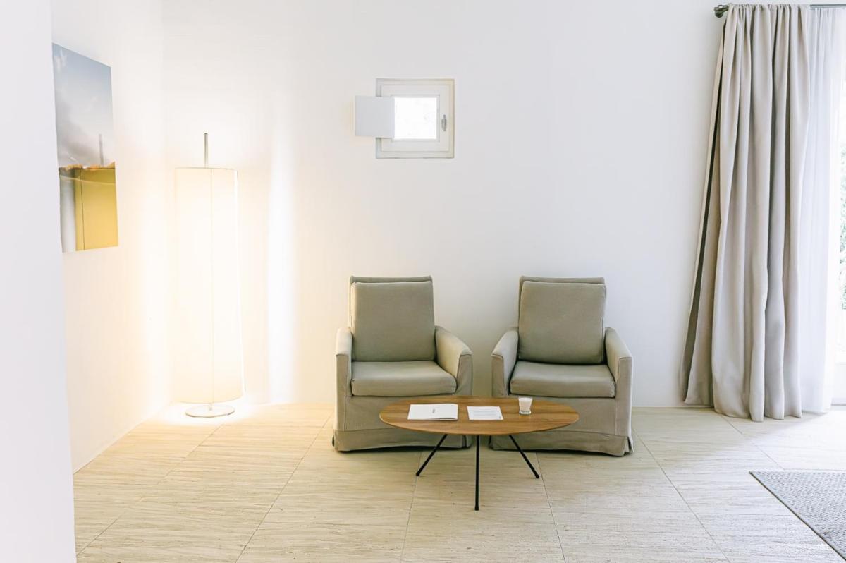 Zona de estar de Torralbenc, a Small Luxury Hotel of the World