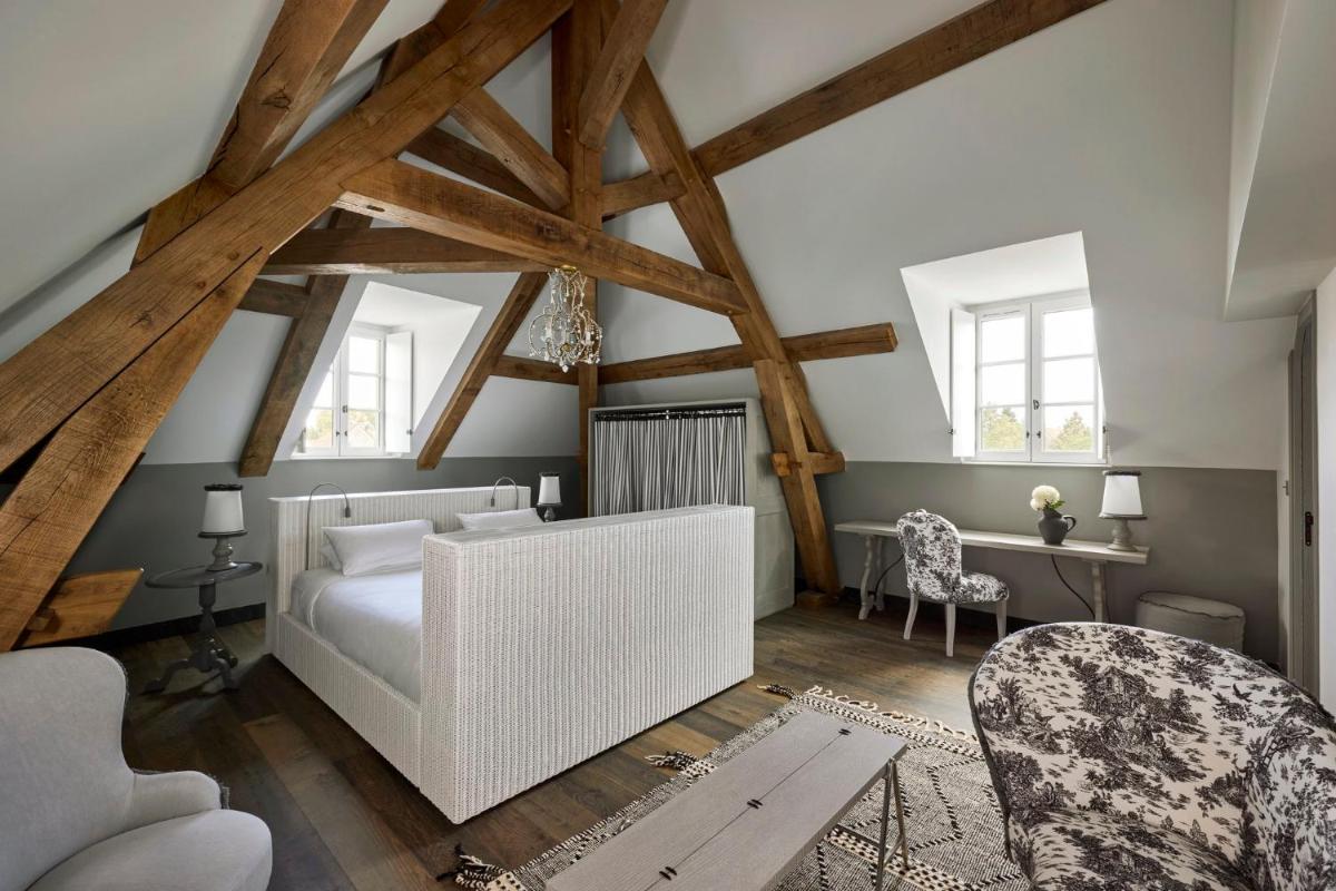 Coin salon dans l'établissement COMO Le Montrachet